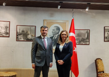 Özlem Akdurak’tan Evren Güner’e Ziyaret