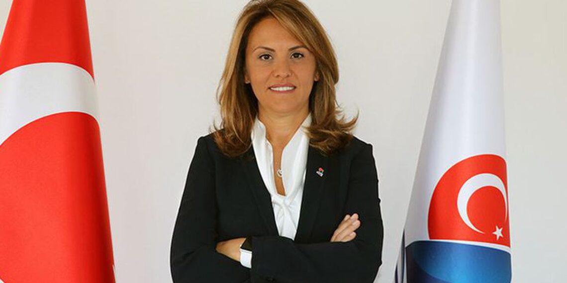 TYF’de Özlem Akdurak Yeniden Başkan Seçildi