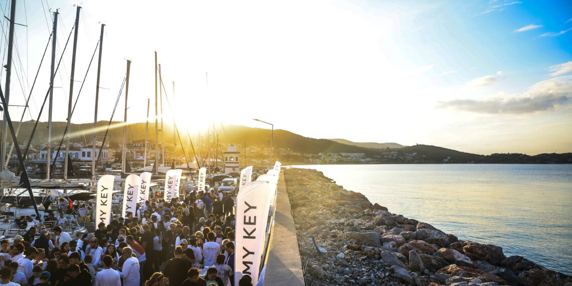 Urla Açıklarında Yelkenler JIMMY  KEY İçin Açıldı