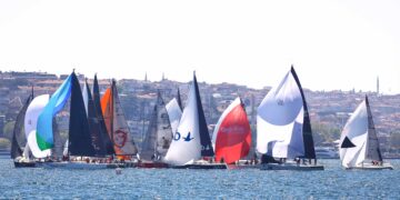 İstanbul Boğazı’nda 19 Mayıs Coşkusu