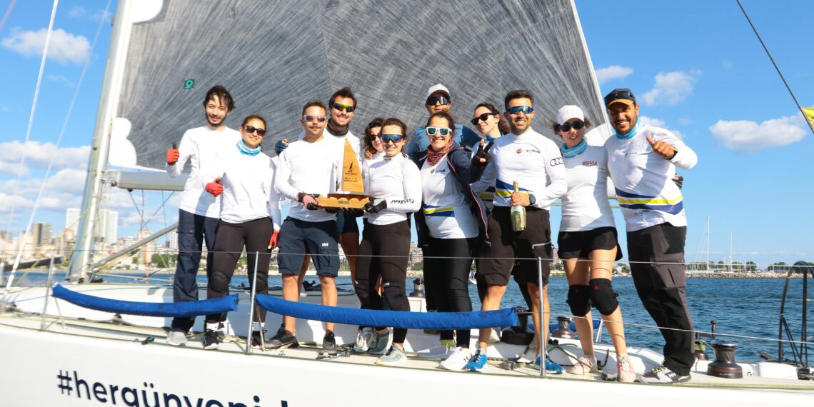 Fifty Fifty Sailing Cup 2025: Yelkenlerde Eşitlik Rüzgârı Esti / Şampiyon Fenerbahçe Doğuş ekibi