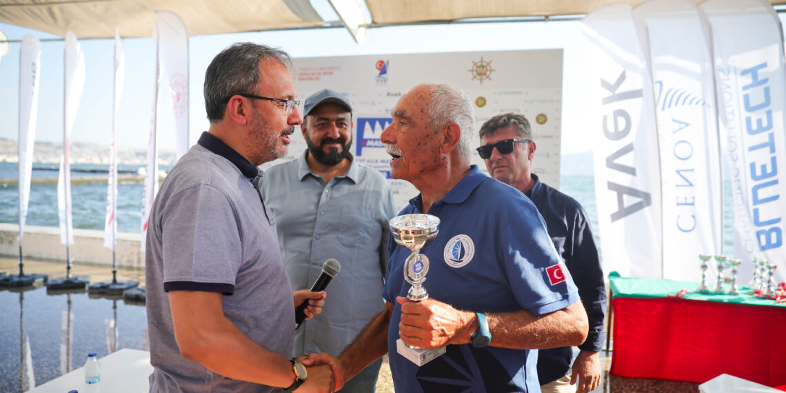 Karşıyaka’da Ödüller Sahiplerini Buldu