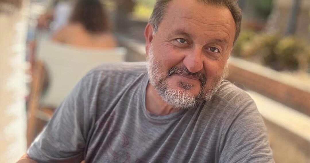 Çetin Kent’in Hayali Gerçek Oldu: Ayvalık Yat Yarışı Kayıt Ücretleri Tamamı TEV’e Bağışlanacak, TYF Takvimine Resmen Girdi