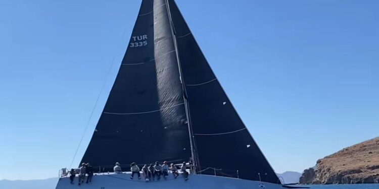 BAYK 2025 GÜZ TROFESİ RÜZGARLA BAŞLADI