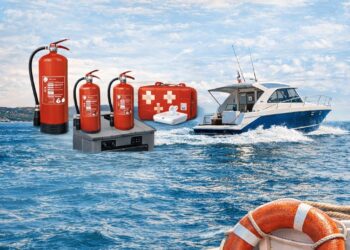 Özel Teknelerde Zorunlu Emniyet Teçhizatı Açıklandı: Can Yeleği, Yangın Tüpü Ve Daha Fazlası Artık Şart