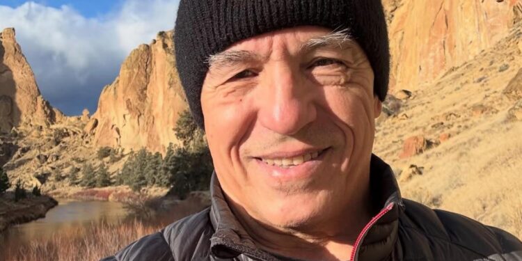 DİJİTAL DÜNYAYA ELVEDA, OKYANUSA MERHABA: Erden Eruç 1968 Ruhuyla Devleşiyor!